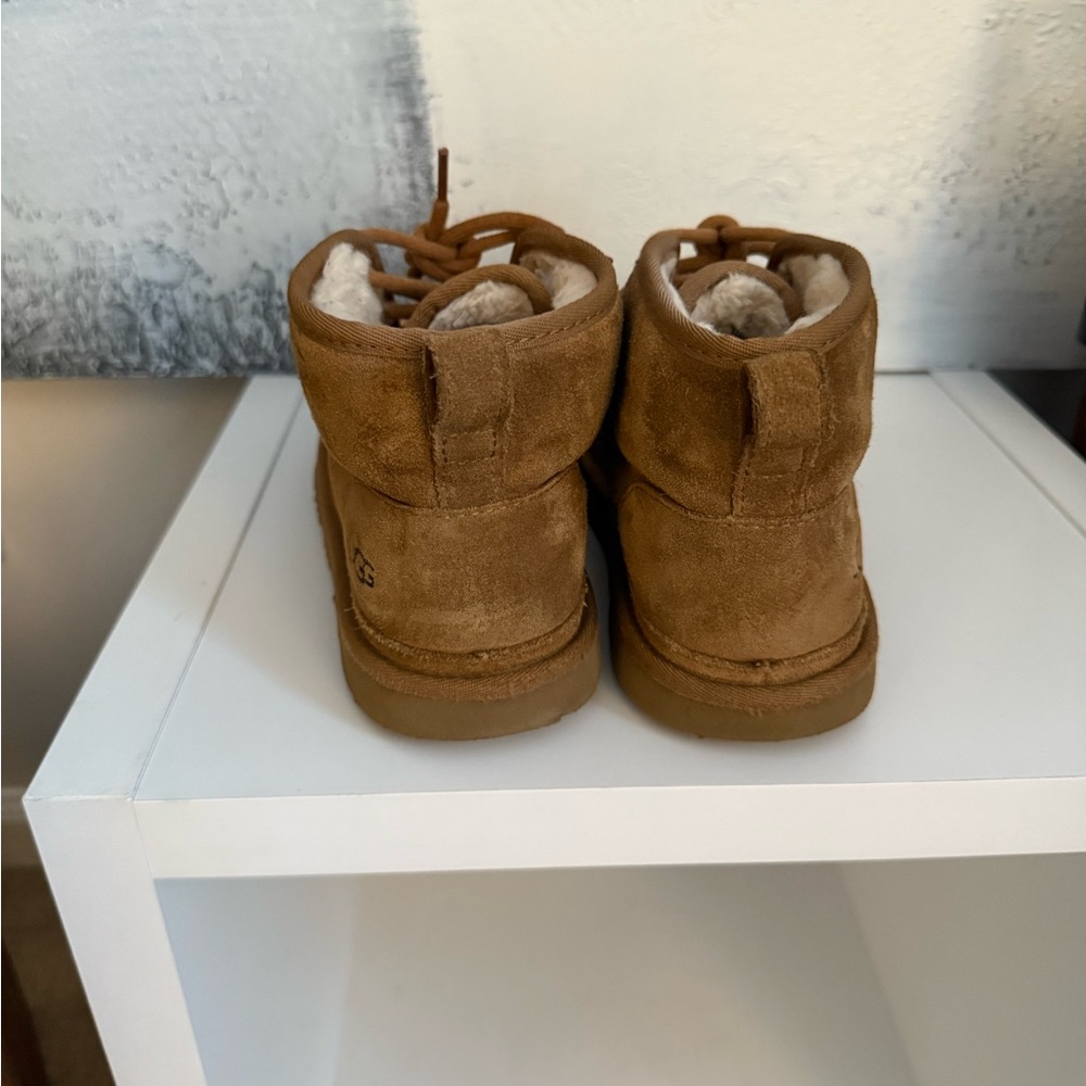 UGG Neumel Chestnut Suede Shearling Boot Size 6 Women’s - Picture 4 of 8